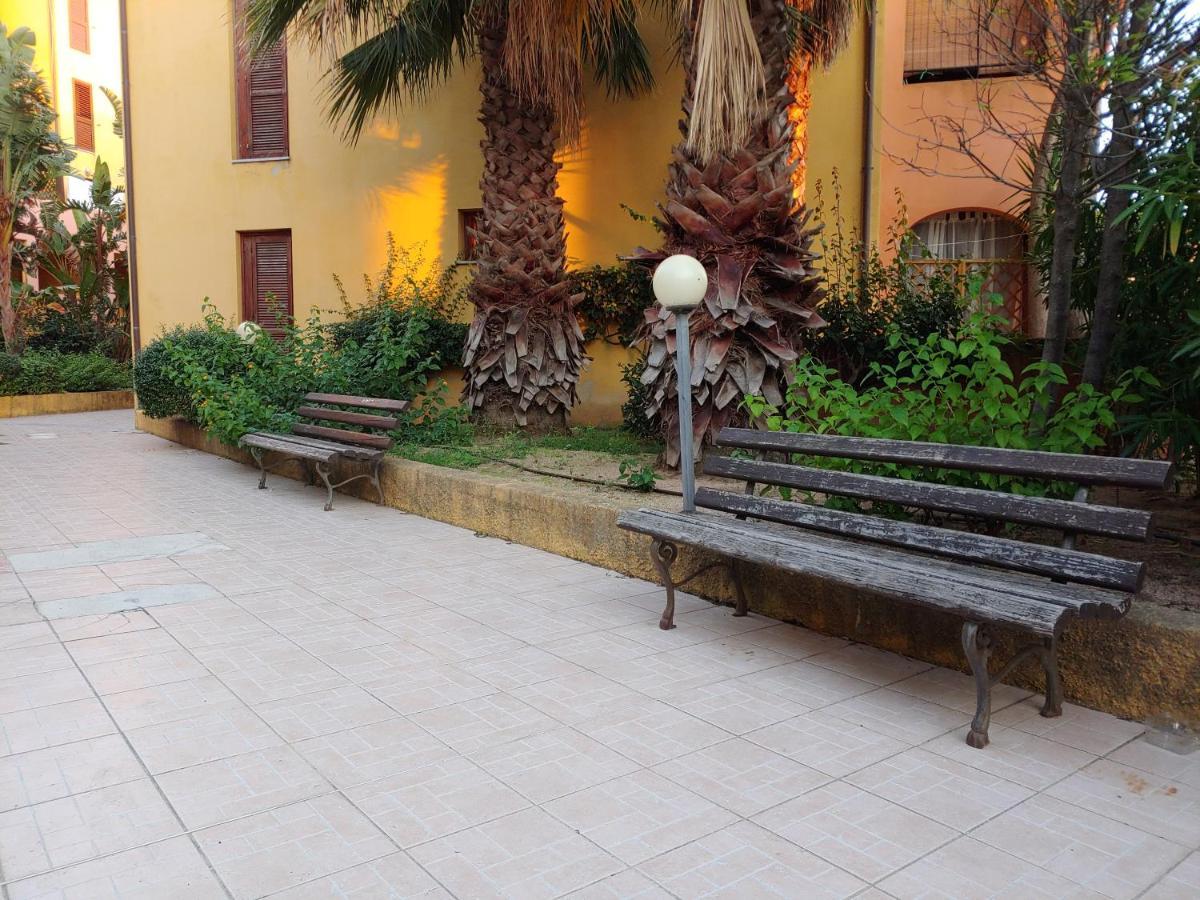 Sa Marinedda Guest Apartment Ольбия Экстерьер фото