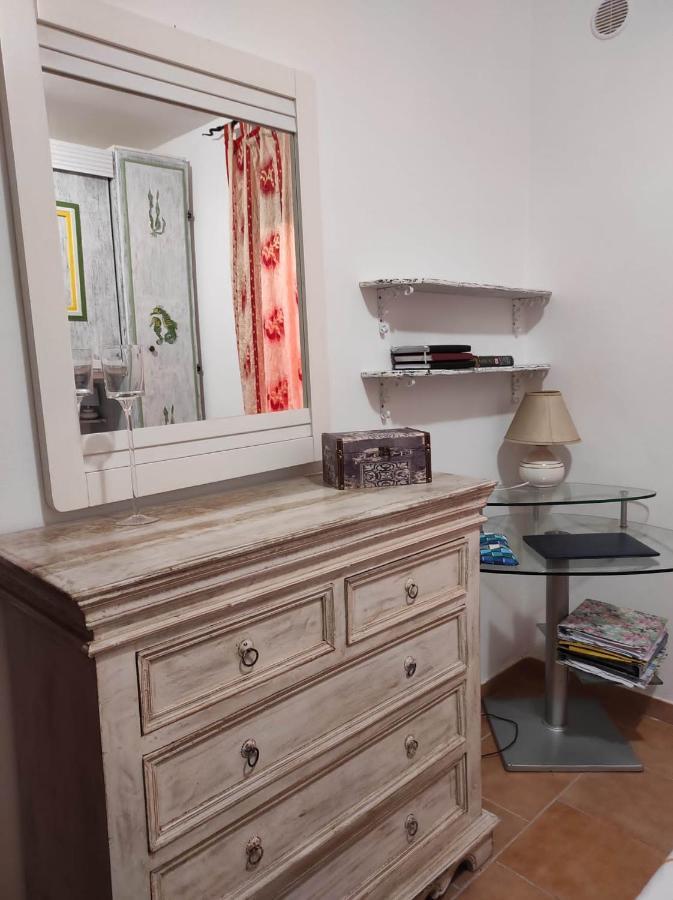 Sa Marinedda Guest Apartment Ольбия Экстерьер фото